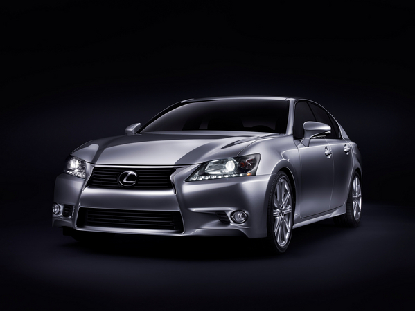 New Lexus GS Shows Off New Styling