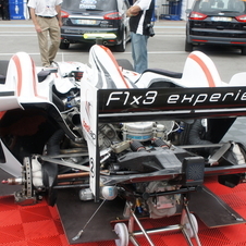 F1 3 seater at the WTCC Porto 2011