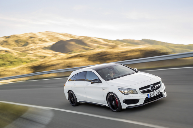 Mercedes também apresentou variante AMG do novo CLA Shooting Brake