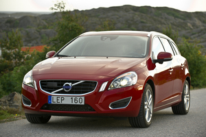 Volvo V60 D2 Summum Powershift