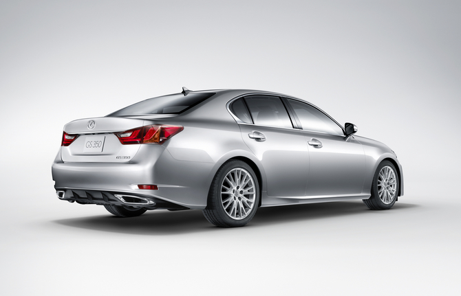 New Lexus GS Shows Off New Styling