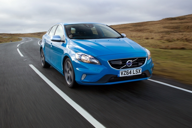 Volvo V40 D2 R-Design Momentum Geartronic