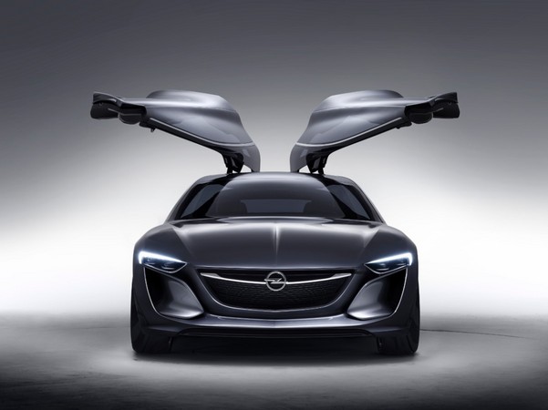 As enormes portas gullwing não devem chegar a um modelo de produção