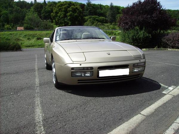 Porsche 944 Turbo