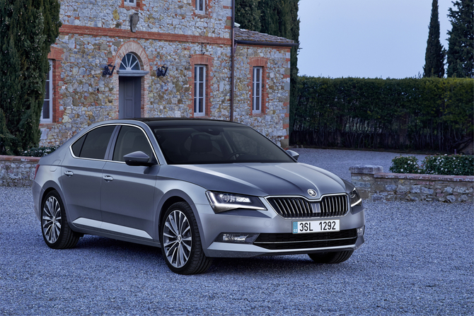 Skoda Superb 2.0 TDI Style DSG