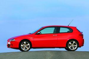 Alfa Romeo 147 1.9 JTDm 16v 150cv Q2