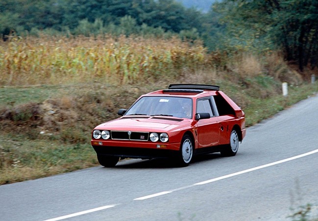 Lancia Delta S4