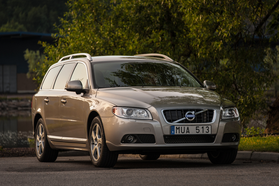 Volvo V70 D2 Summum