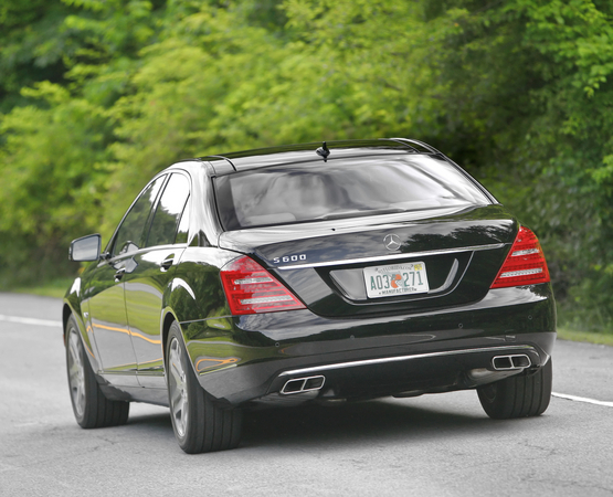 Mercedes-Benz S600 Sedan