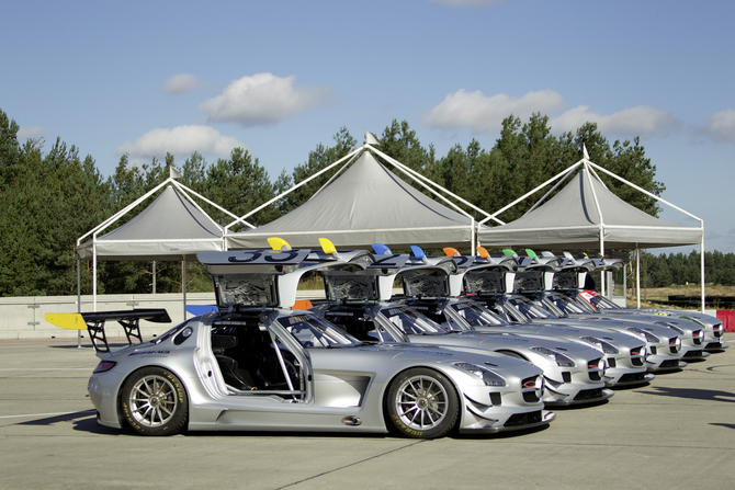 AMG target Ferrari 599 GTO with SLS Black