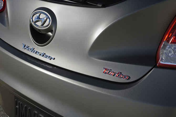 Hyundai Veloster gains speed with turbo version