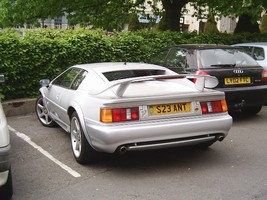 Lotus Esprit V8