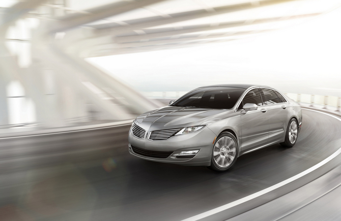 Lincoln MKZ 2