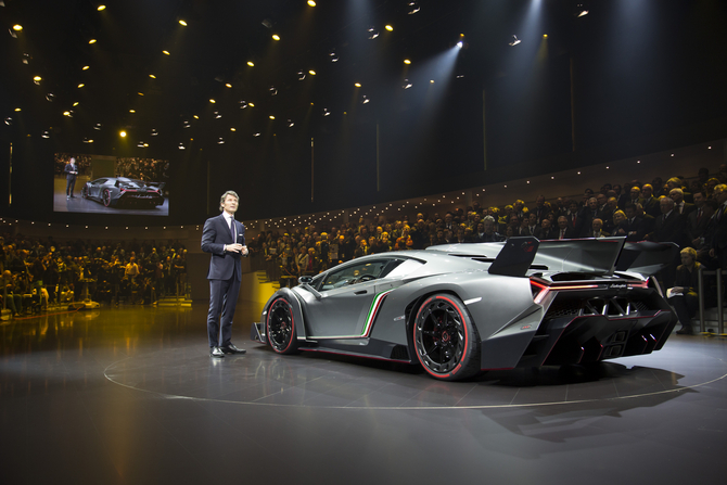 Lamborghini Veneno est Pure Poison