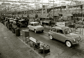 Le 23 Juillet 1962, la 100.000ème SEAT 600 est sortie des lignes de production