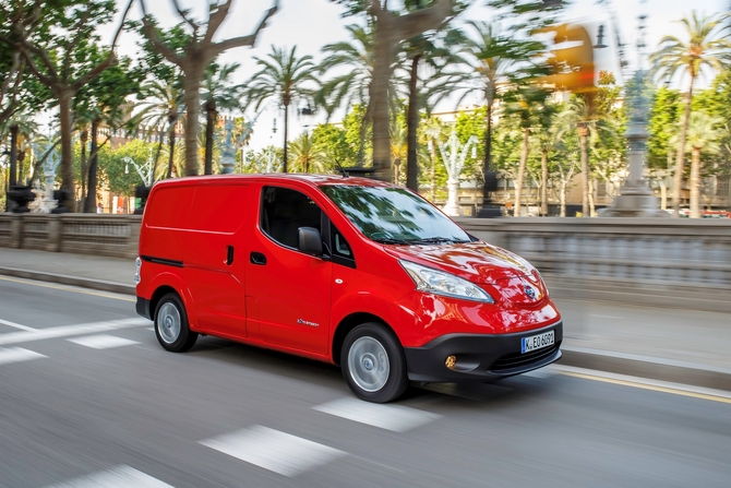 Nissan e-NV200 Van Basic Pack Plus+C6kW+Grelha