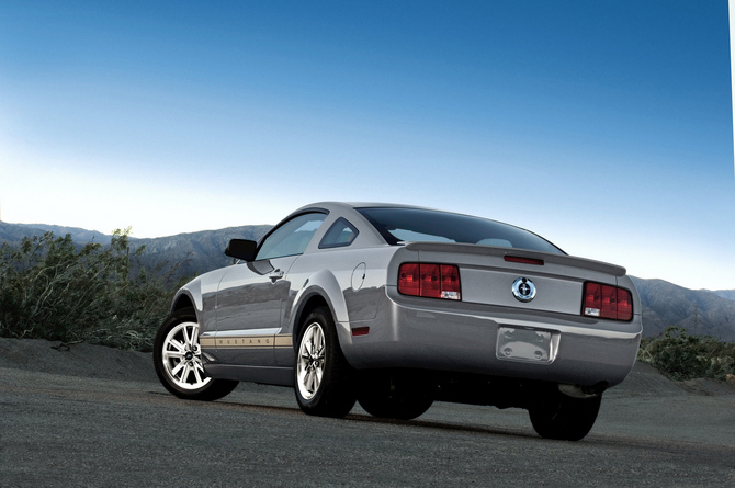 Ford Mustang V6