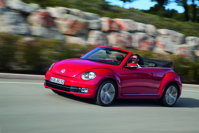 Volkswagen Beetle Cabrio 2.0 TSI Sport