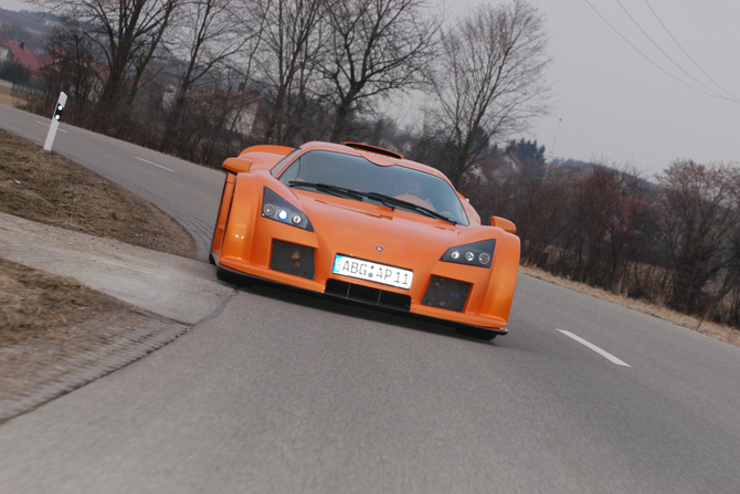 Gumpert Apollo TT40e