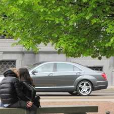 Mercedes-Benz S63 AMG Sedan