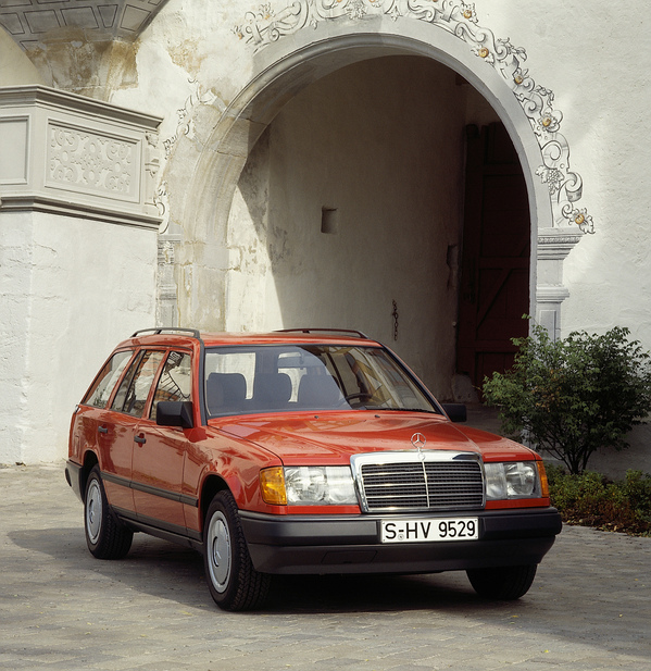 Mercedes-Benz 200 TE AT