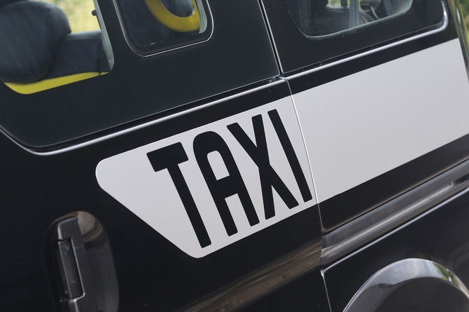 Detalhe do NV200 London Taxi