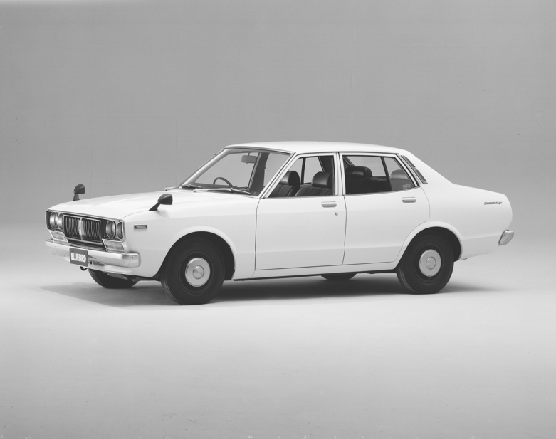 Nissan Bluebird Taxi 1800DX