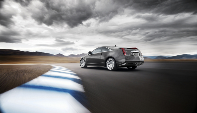 Cadillac CTS-V Coupe AT