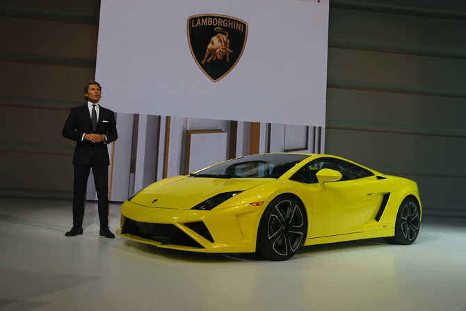 The updated Gallardo LP 560-4 premiers in Paris