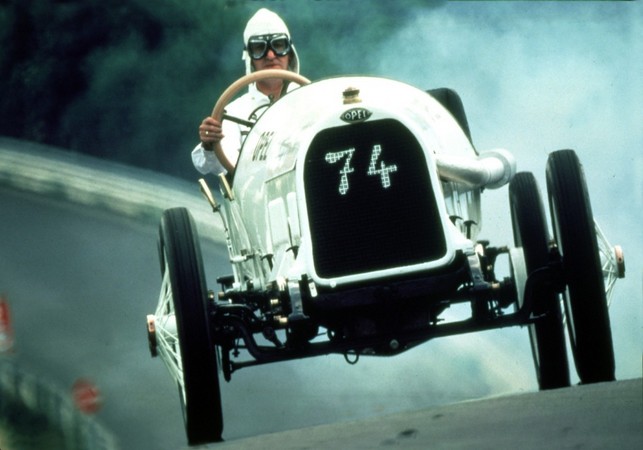 The company's 1913 Grand Prix racer was its first with four-valves per cylinder