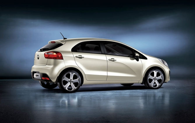 Kia Rio 1.4 AT