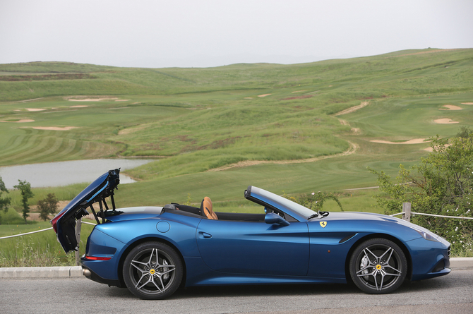 Ferrari California T