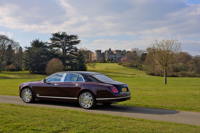 Bentley Building 60 Mulsanne Diamond Jubilee Editions