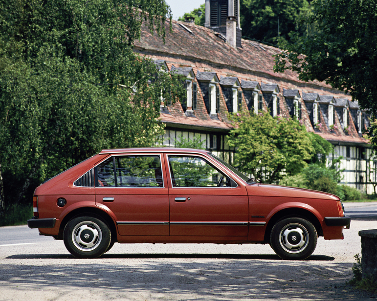 Opel Kadett 1.6 SR