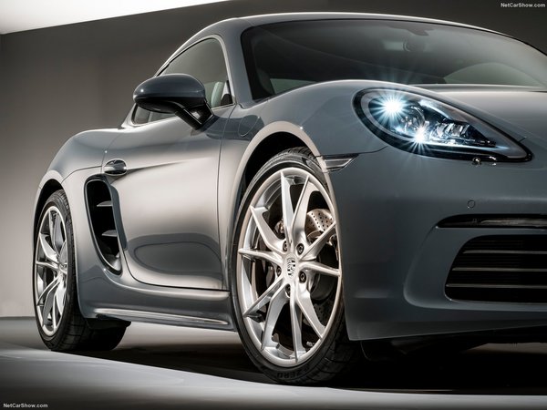 Porsche 718 Cayman S PDK