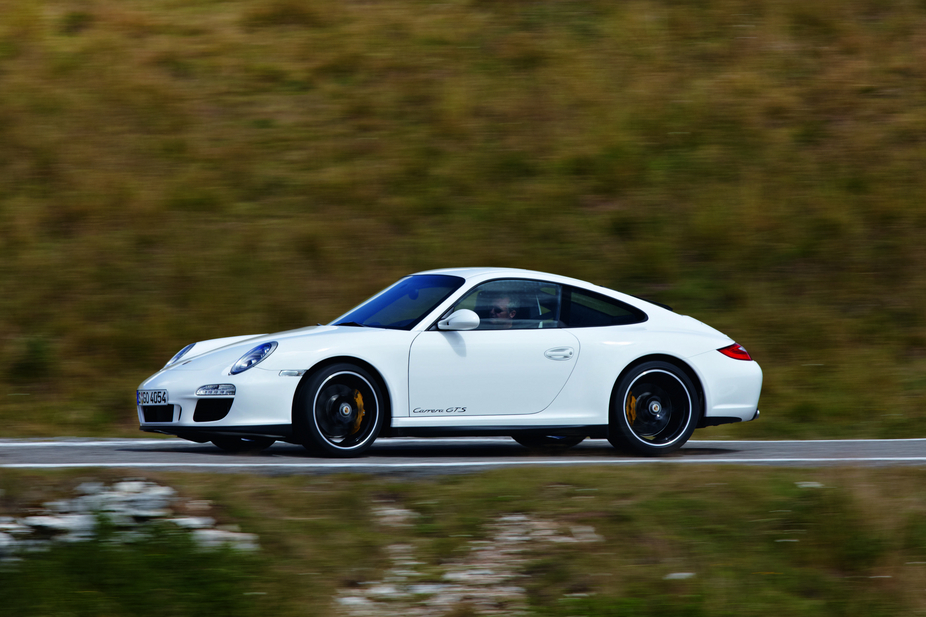 Porsche 911 Carrera GTS (UK)