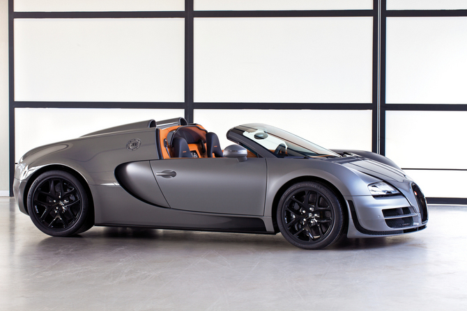 Bugatti Veyron Grand Sport Vitesse is Fastest Roadster Ever