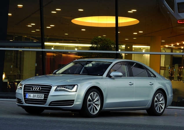 Audi A8 4.0 V8 TFSI quattro tiptronic