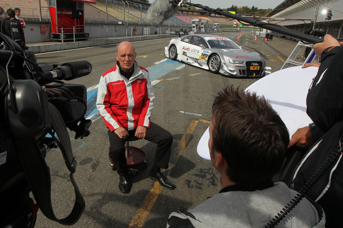 Ullrich a ser entrevistado à frente do novo A5 DTM