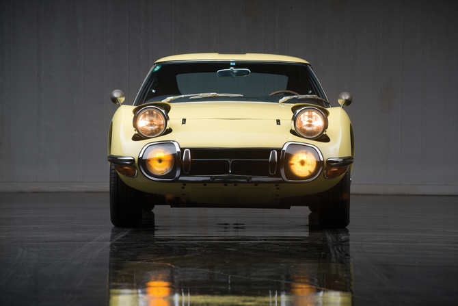 Toyota 2000GT