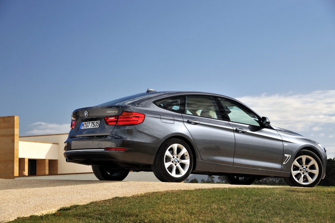 BMW 320i xDrive Gran Turismo