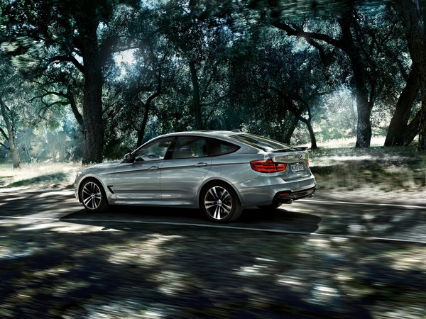 La nouvelle BMW Série 3 Gran Turismo est plus longue de 200 millimètres par rapport à la BMW Série 3 Touring. 