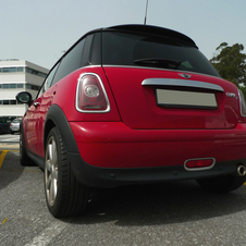 Cooper D in red with black stripes