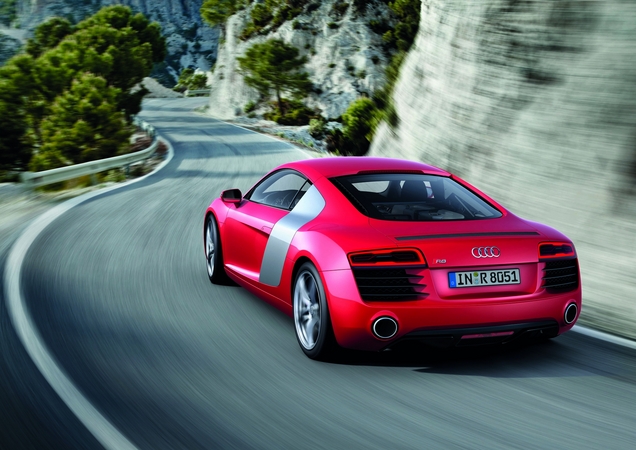 Audi R8 Gets Refresh, New Top V10 Plus Model