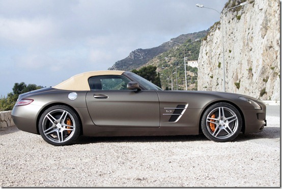 MERCEDES-BENZ SLS AMG ROADSTER