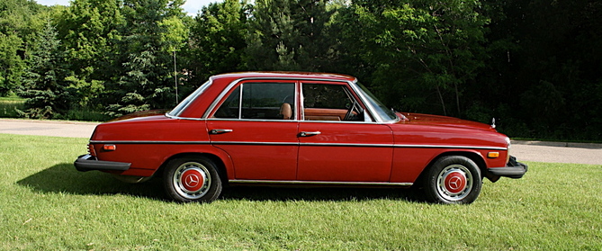 Mercedes-Benz 240 D