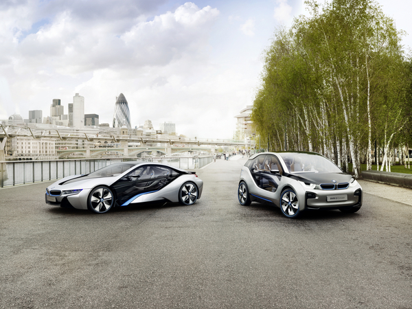 A BMW continua a apostar no lançamento da sua sub-marca i, dedicada aos veículos elétricos