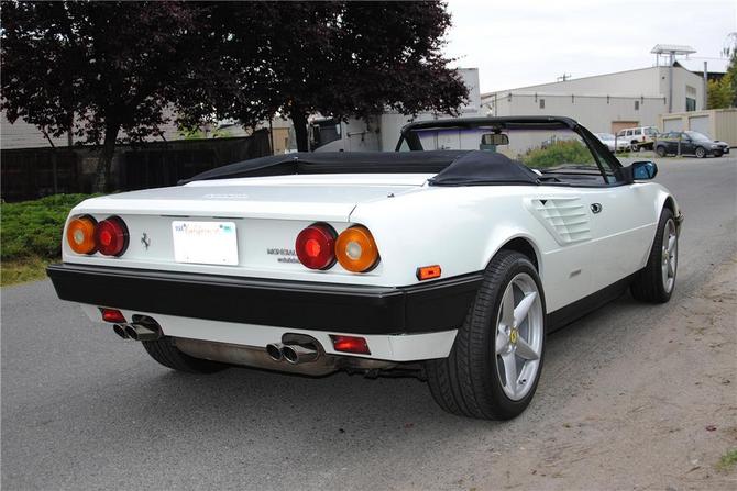 Ferrari 3.2 Mondial Cabriolet