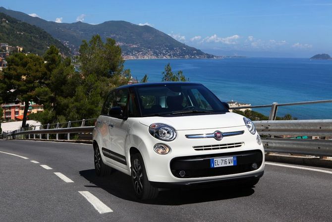 O Fiat 500L chega aos mercados europeus em Outubro