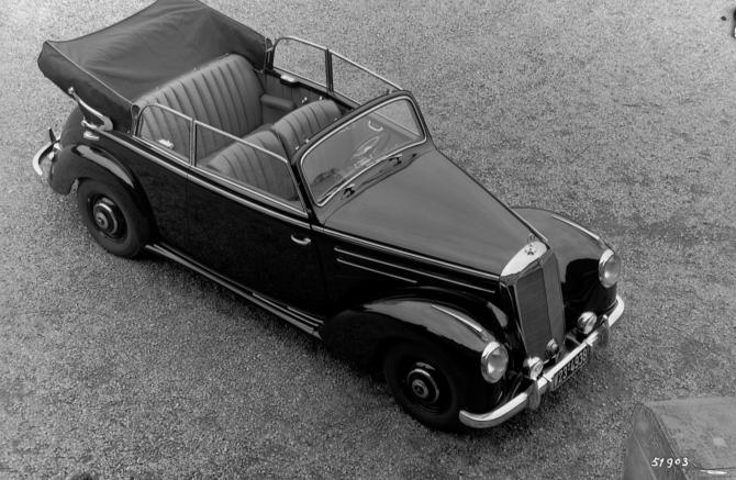 Mercedes-Benz 220 Cabriolet B